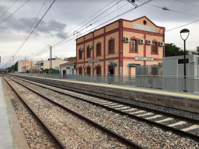 Almería se queda con una única conexión con Almería con RENFE