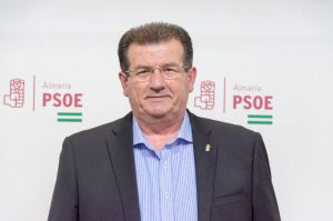 El PSOE pide un gerente en DUE que se implique