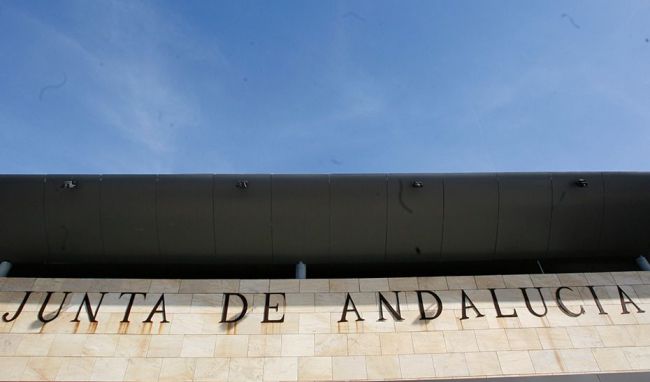 2100 almerienses ya reciben la Renta Mínima de la Junta de Andalucía