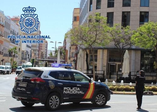 Pelea y puñaladas en el mercadillo del domingo de El Puche