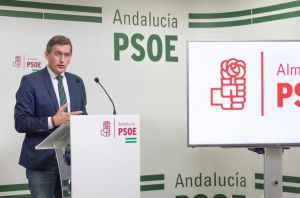 El PSOE critica el acto de Moreno y Casado en Almería·"en plena explosión" del #COVID19