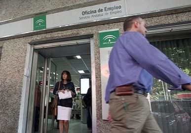 Empleo impulsa el asociacionismo entre los autónomos con 3 millones