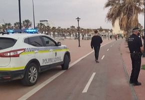 UGT denuncia "aglomeraciones" en la entrada a los colegios de Almería