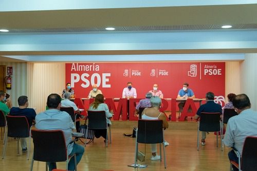 El PSOE dice que las competencias en salud pública las tiene la Junta