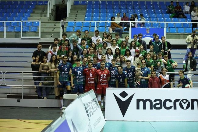 Unicaja Costa de Almería logra su octava victoria en la Superliga