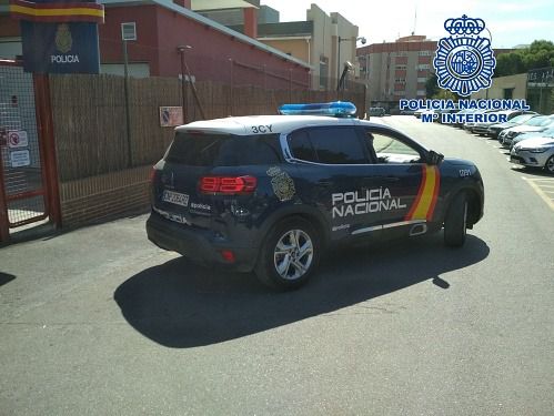 Unos operarios descubren a unos ladrones al entran a hacer una obra en una vivienda de Retamar