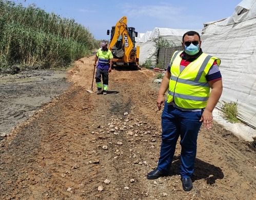 Limpieza municipal de los canales de desagüe de la Balsa del Sapo