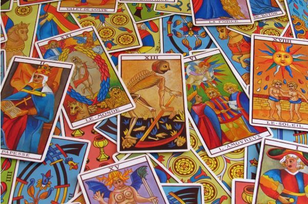 Los arcanos menores en el tarot