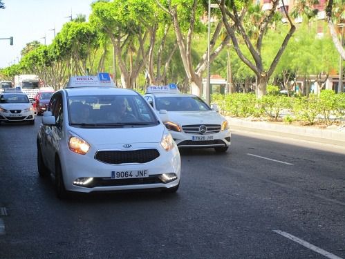 Retrasos de hasta cuatro meses para poder sacarse el carnet de conducir en Almería