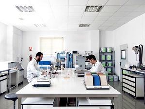 La Junta licita por 7,5 M€ la mejora de la eficiencia de los laboratorios agroalimentarios y pesqueros