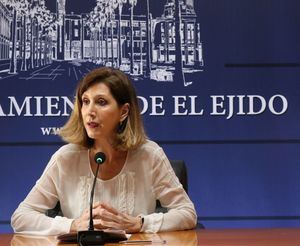 El Ayuntamiento de El Ejido incentiva la participación de escolares en la sociedad