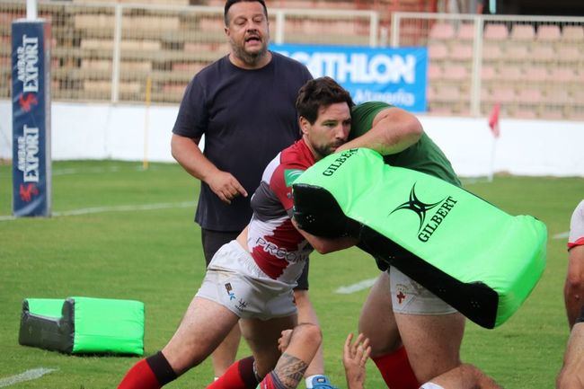 La UAL estudia el remate y el saque en voleibol con Unicaja Costa de Almería