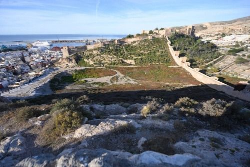 El Ayuntamiento recibe el proyecto para el Parque de la Hoya