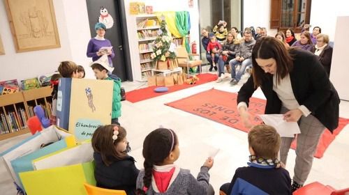 La Biblioteca de Berja se llena de actividades para conmemorar el Día del Libro