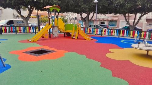 Roquetas abre sus parques infantiles, bibliotecas y centros expositivos