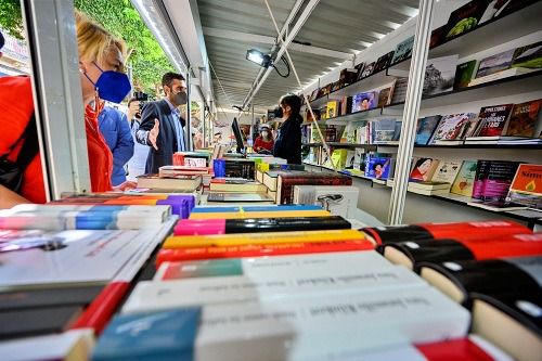 Diego Cruz afirma que “la Feria del Libro ha sido diversa, segura y un éxito de ventas”