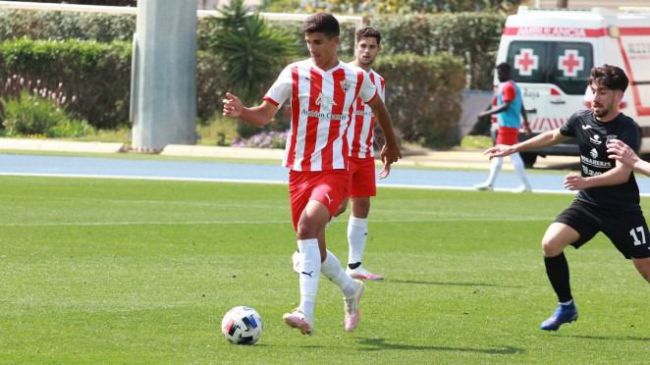 El Almería conocerá este domingo su rival en los play-off de ascenso