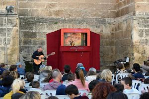 El XVI Festival Internacional de Títeres D’Hilos presentó Fabularia