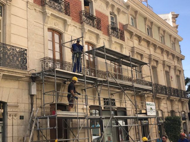 800.000 euros para ayudas a la rehabilitación de edificios de la capital