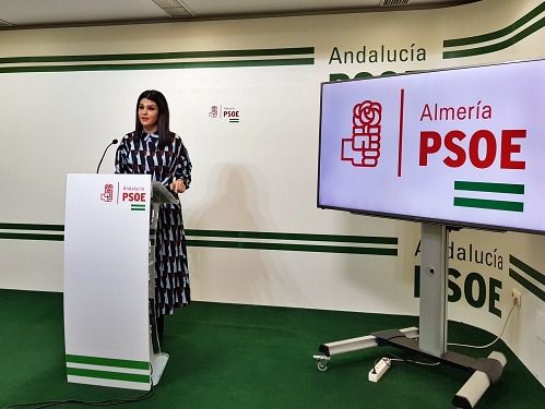 El PSOE critica las subidas de impuestos de la Junta pero no las de Sánchez