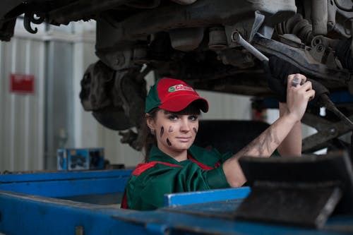 Mecánica y construcción presenta la tasa más alta de inserción laboral en Almería