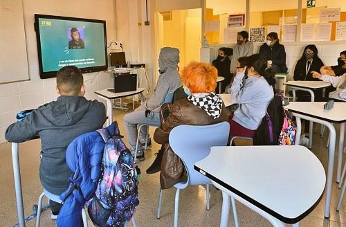  3.200 estudiantes y 66 docentes de Almería dibujan en las aulas “el camino que nos hace iguales”