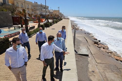 El Ayuntamiento de El Ejido adaptará y mejorará las torres de vigilancia de las playas