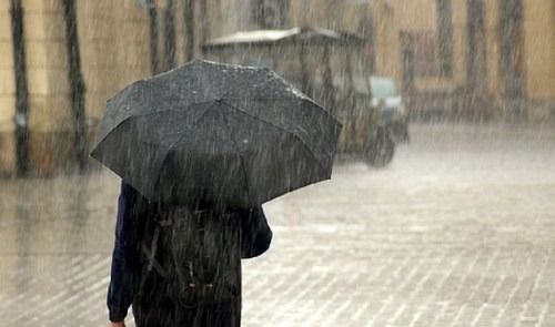 Al menos cuatro accidentes de tráfico entre la treintena de incidencias por lluvias en Almería