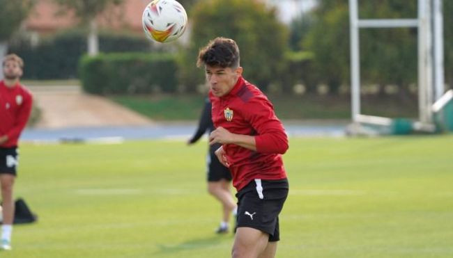 El Almería comienza a preparar su visita a la Real Sociedad B