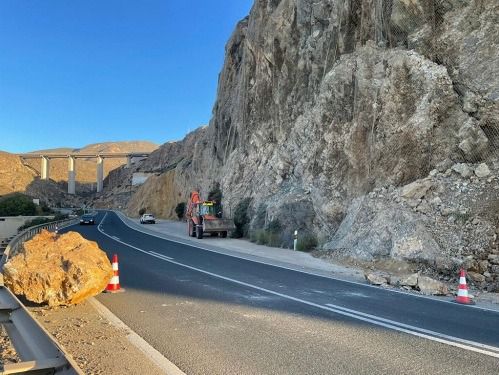 Roquetas pide un plan de contingencia para El Cañarete ante la llegada del verano