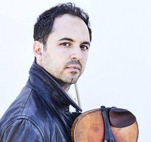 Jesús Reina y la Franz Schubert Filharmonia en el Claustro de la Catedral