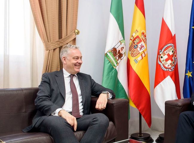 Embajador británico en una visita a Almería