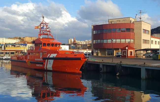 Rescatadas 55 personas a bordo de cuatro pateras localizadas frente a Garrucha y Níjar