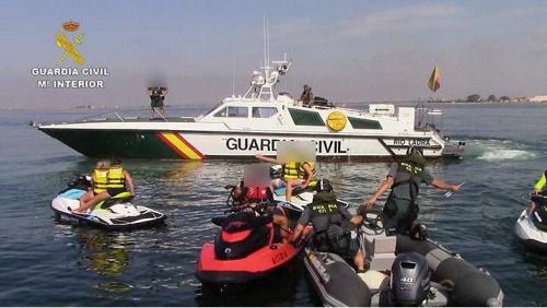 Guardia Civil rescata 36 personas en 4 pateras