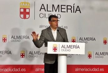 Cs lamenta que el PP no vea urgente dar soluciones a los parques Generalife y Carrefour