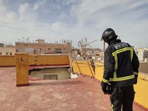 Ayudas de cubiertas para dos edificios de El Tagarete cuyos techos se derrumbaron