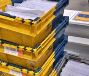 Roban 28 votos por correo en Almería