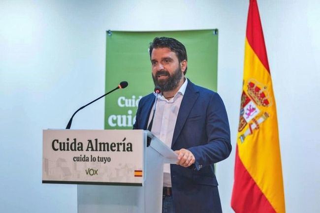 VOX Almería pide llegar hasta el final en la compra de votos por parte del PSOE en Mojácar