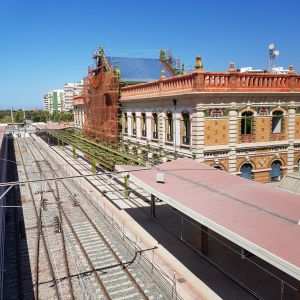 La Mesa del Tren convoca a las administraciones a una declaración por el Corredor del Poniente