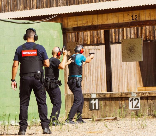 La Policía Local de Níjar realiza prácticas de tiro en Benahadux