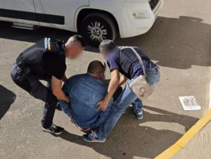 Tres detenidos por extorsionar a un empresario de El Ejido