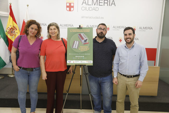 El Ayuntamiento de Almería se suma a la campaña contra la Homofobia y la Transfobia promovida por Colega