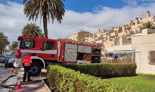 Dos menores afectados por inhalación de humo en un incendio en El Ejido