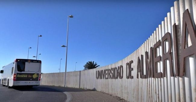 Premiada una almeriense por su trayectoria universitaria