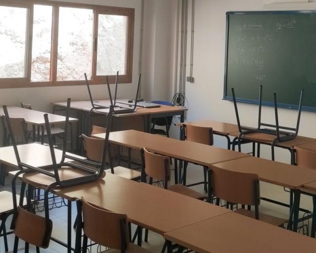 CSIF propone medidas a la Junta contra la carga burocrática del profesorado