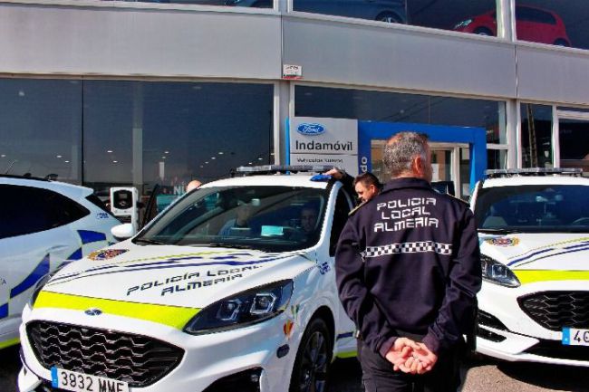 Las pistolas de la Policía Local de Almería tienen 37 años de antigüedad