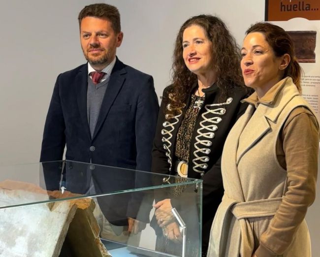 Museo de Almería exhibe teja romana de más de mil años como Pieza del mes