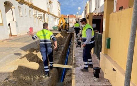 Almería lidera la subida de tasa de empleo en Andalucía