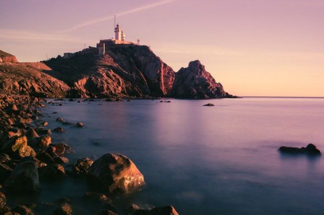 La lista internacional que encabeza el Faro de Cabo de Gata