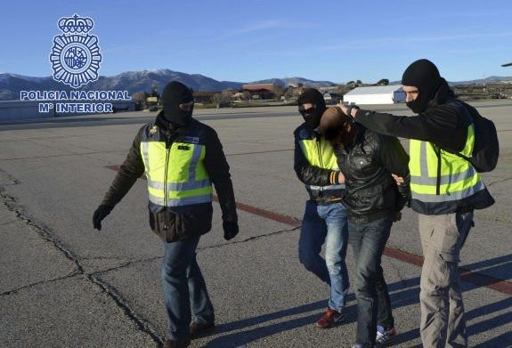 Detenidos y decomisados 2 millones de euros en marihuana en Matagorda